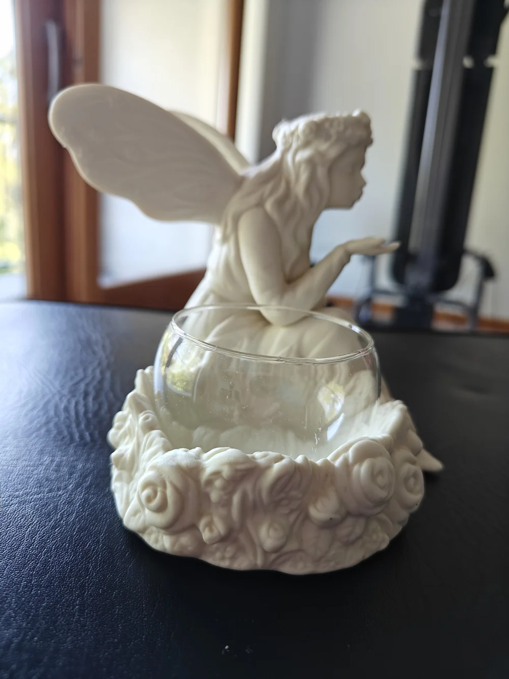 PartyLite Cream Angel Tea Light Holder with Floral Accents - Picture 4 of 6